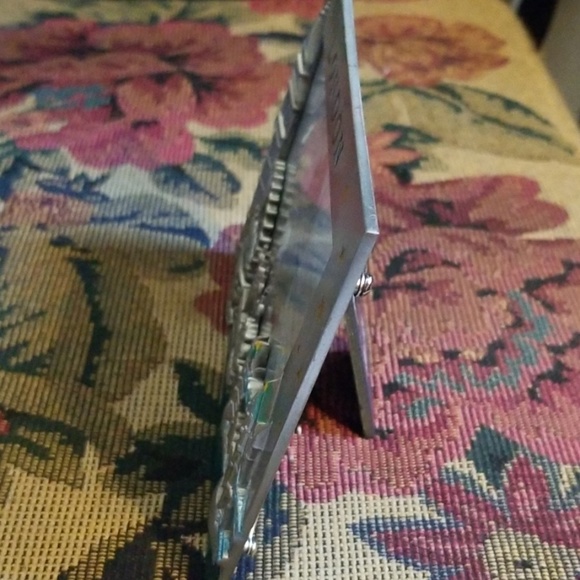 Picture frame - Picture 2 of 5